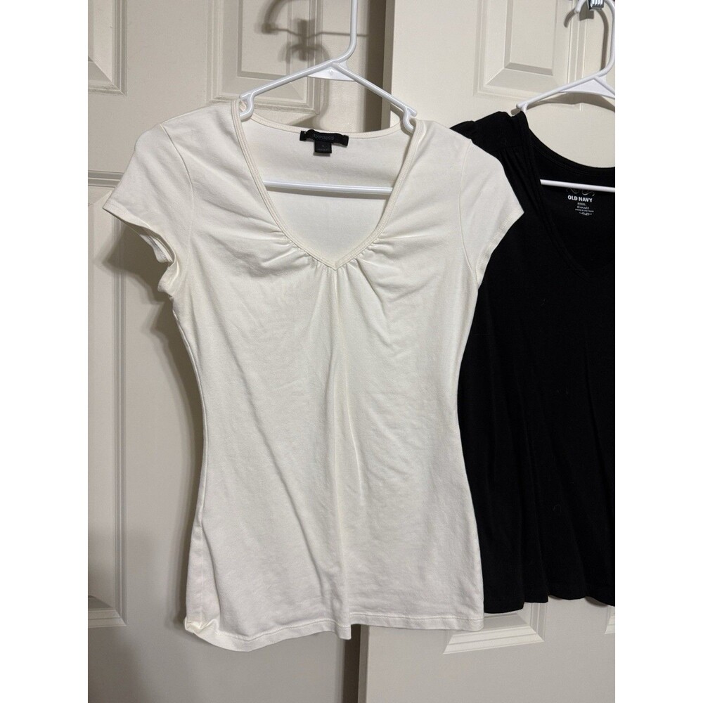 Y2K Express Old, Navy Vintage 1 Ivory 1 Black Lot Of 2, Size Small T Shirts Tops - Picture 2 of 6